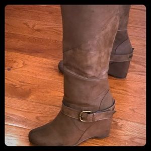 Tan Boots